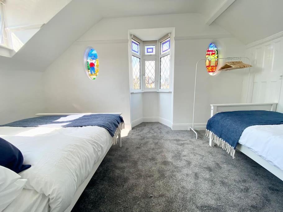 Charming Seaside Cottage In Leigh-On-Sea Southend-on-Sea Exteriör bild