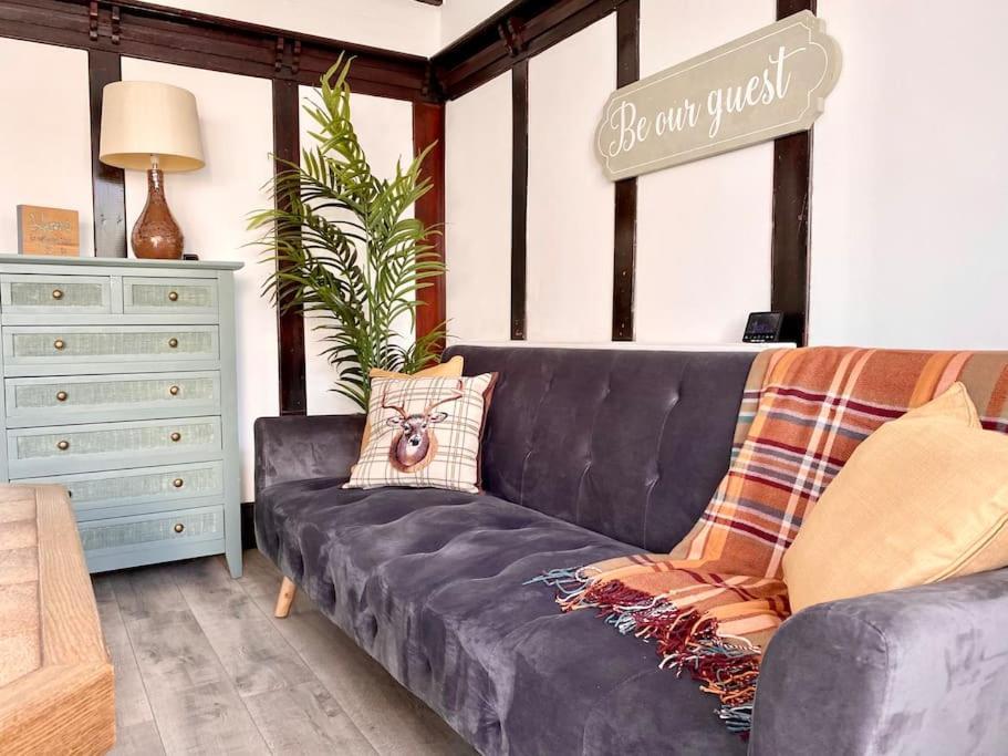 Charming Seaside Cottage In Leigh-On-Sea Southend-on-Sea Exteriör bild